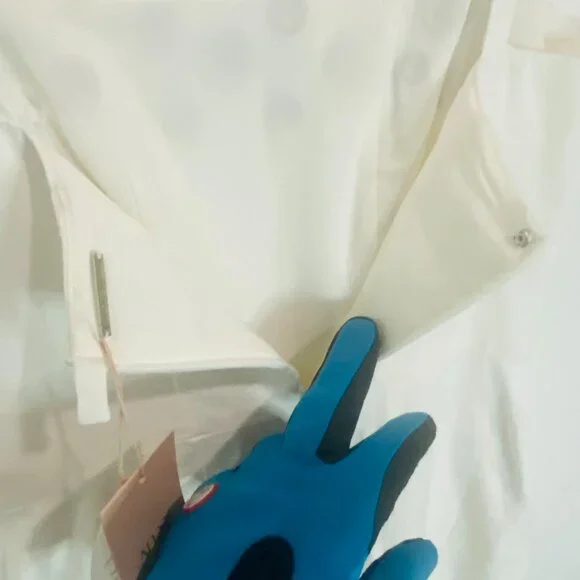 Stasia Alexis Design Sleeveless White Dress for Glamorous Occasions - Picture 17 of 17